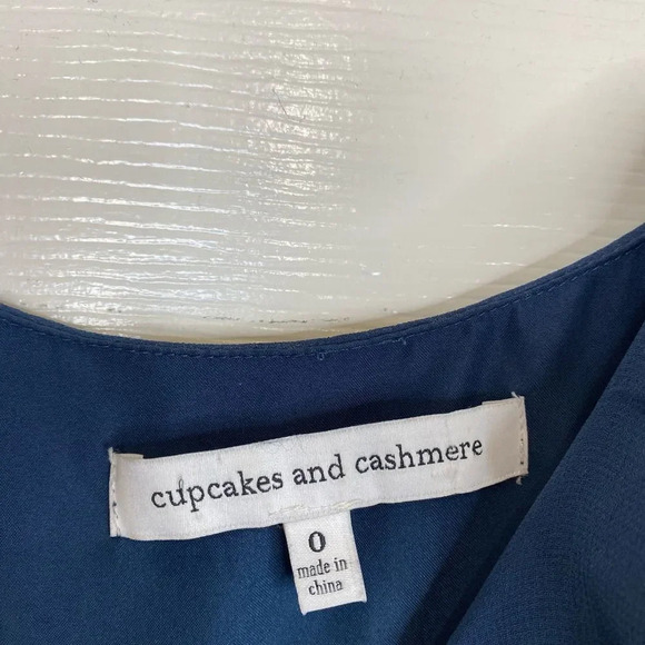 CUPCAKES AND CASHMERE Sundra Cold Shoulder Dress Navy Blue Size 0 - Picture 6 of 8